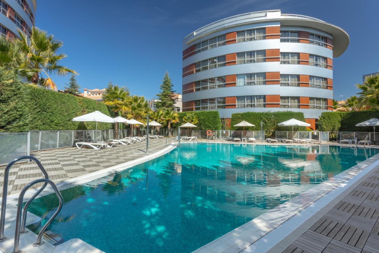 Abades Nevada Palace Hotel 4*