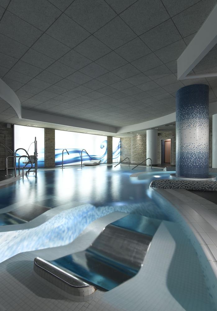 Hotel Abades Nevada Palace 4*